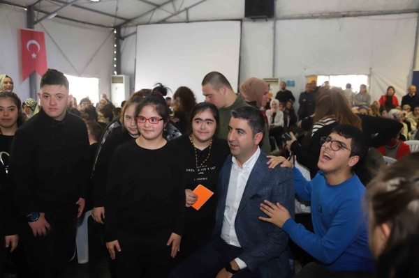 ‘Engelsiz Yaşam Festivali’ Kartal’da Coşku Dolu Anlara Sahne Oldu