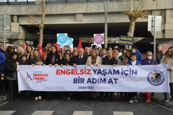 ‘Engelsiz Yaşam Festivali’ Kartal’da Coşku Dolu Anlara Sahne Oldu