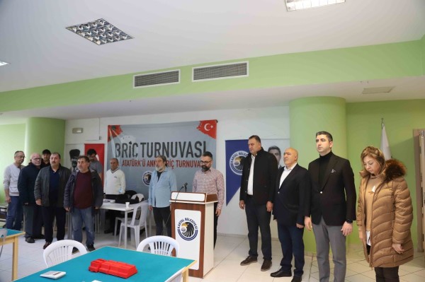 11. Atatürk’ü Anma Briç Turnuvası Kartal’da Gerçekleştirildi