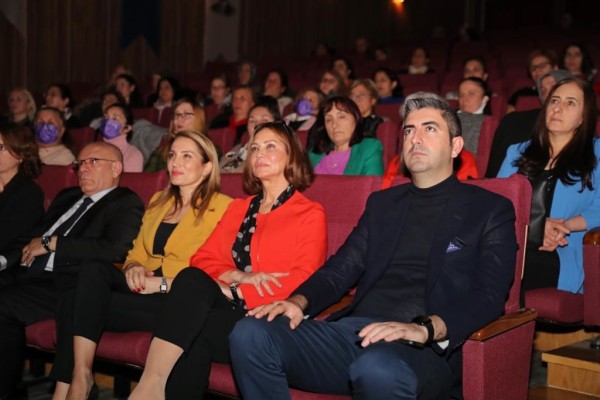 “18” Yolları Açan Kadınlar Belgeselinin Gösterimi Kartal’da Gerçekleştirildi