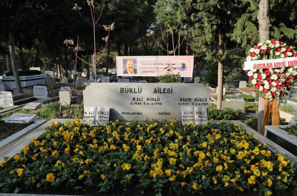 Merhum Başkan Mehmet Ali Büklü Mezarı Başında Anıldı