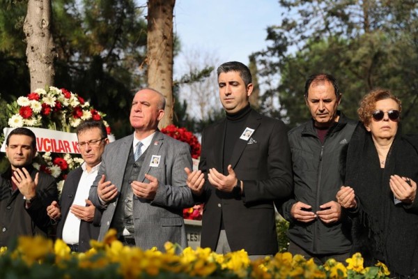 Merhum Başkan Mehmet Ali Büklü Mezarı Başında Anıldı
