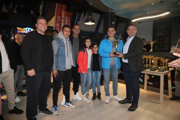 Kartal Belediyesi’nde Bowling Turnuvası Heyecanı