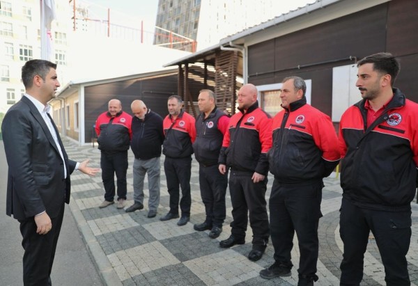 Başkan Gökhan Yüksel, Kartal Belediyesi Ailesinin Yeni Yılını Kutladı