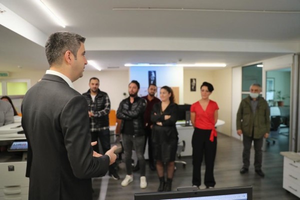 Başkan Gökhan Yüksel, Kartal Belediyesi Ailesinin Yeni Yılını Kutladı