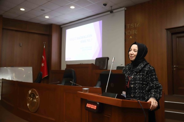 Kartal Belediyesi Çalışanlarına “Fonksiyonel Tıp Semineri”