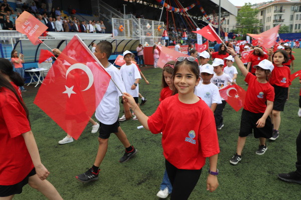 YAZ SPOR OKULLARI 