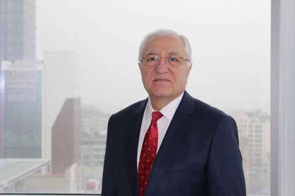 Memorial Ankara Hastanesi Kardiyoloji Bölüm Başkanı Prof. Dr. Ali Oto