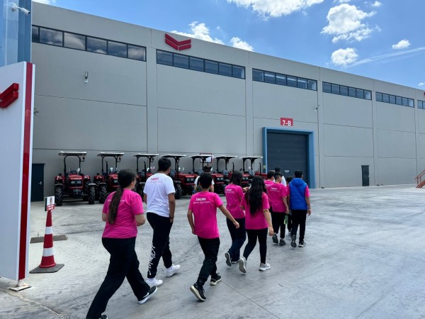 Yanmar Turkey, İzmir’deki Traktör Üretim Tesisi’nde Geleceğin Yeteneklerini Ağırladı!