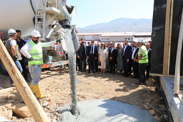 Dünya İnsan Dayanışma Derneği 11'inci Köy Okulu-3